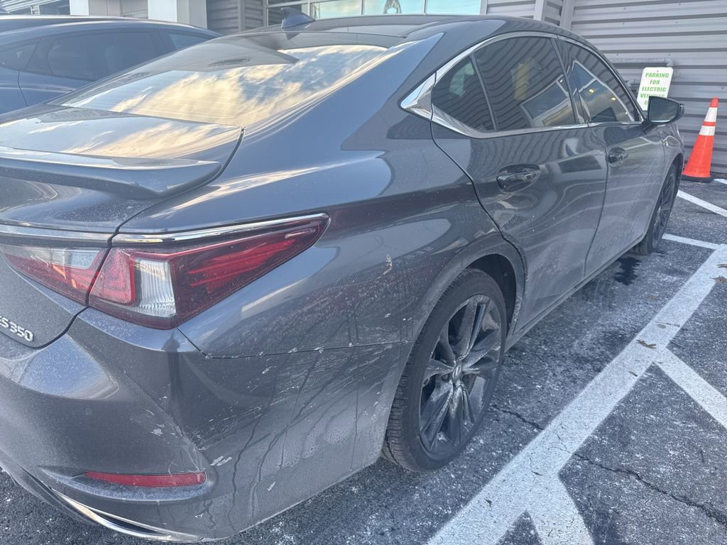 Used 2023 Lexus ES 350 F Sport image 4