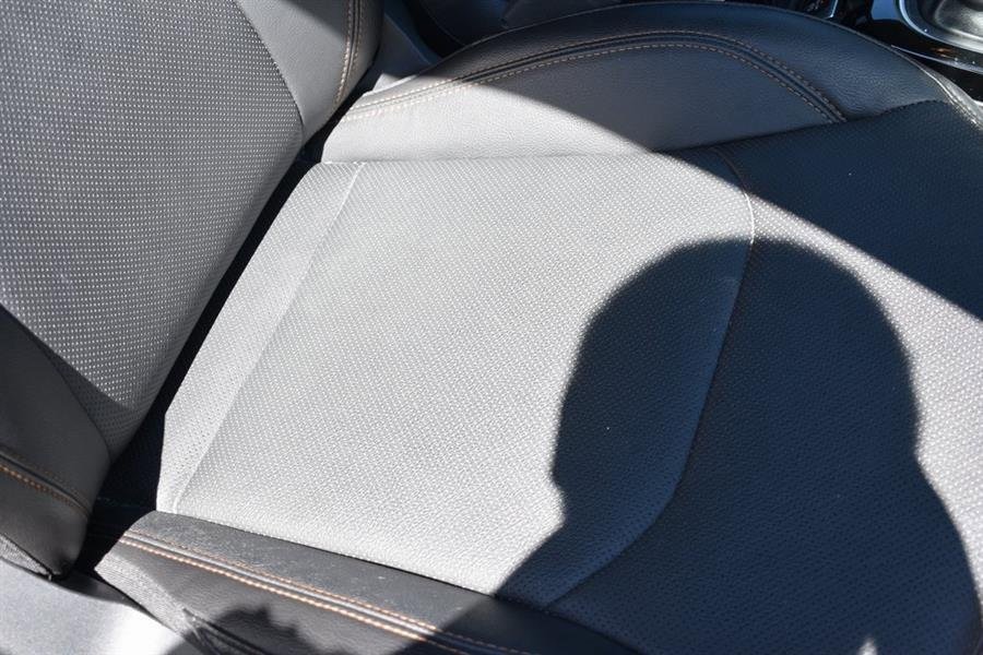 Used 2021 Jeep Compass Limited w/ Elite Interior Group image 26