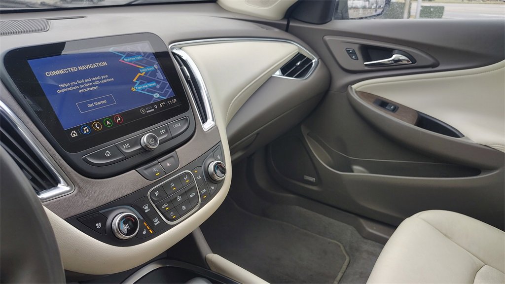 Used 2024 Chevrolet Malibu LT image 25