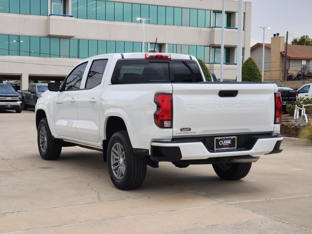 Used 2025 Chevrolet Colorado LT RWD image 3