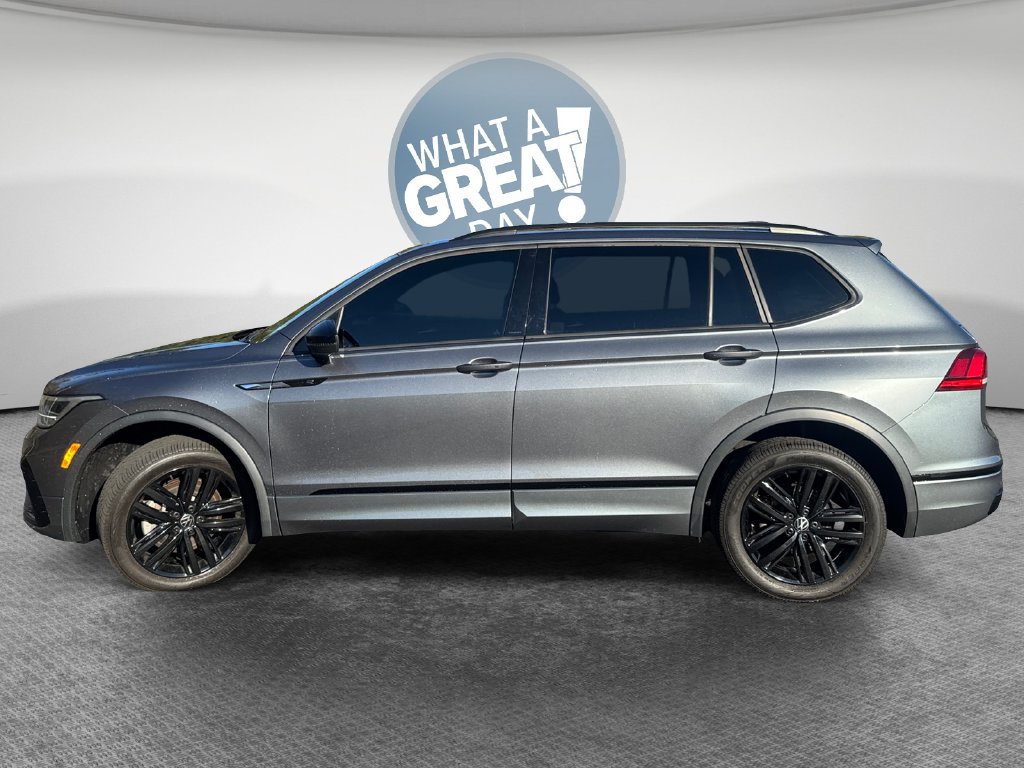 Used 2022 Volkswagen Tiguan SE R-Line AWD/4WD image 7