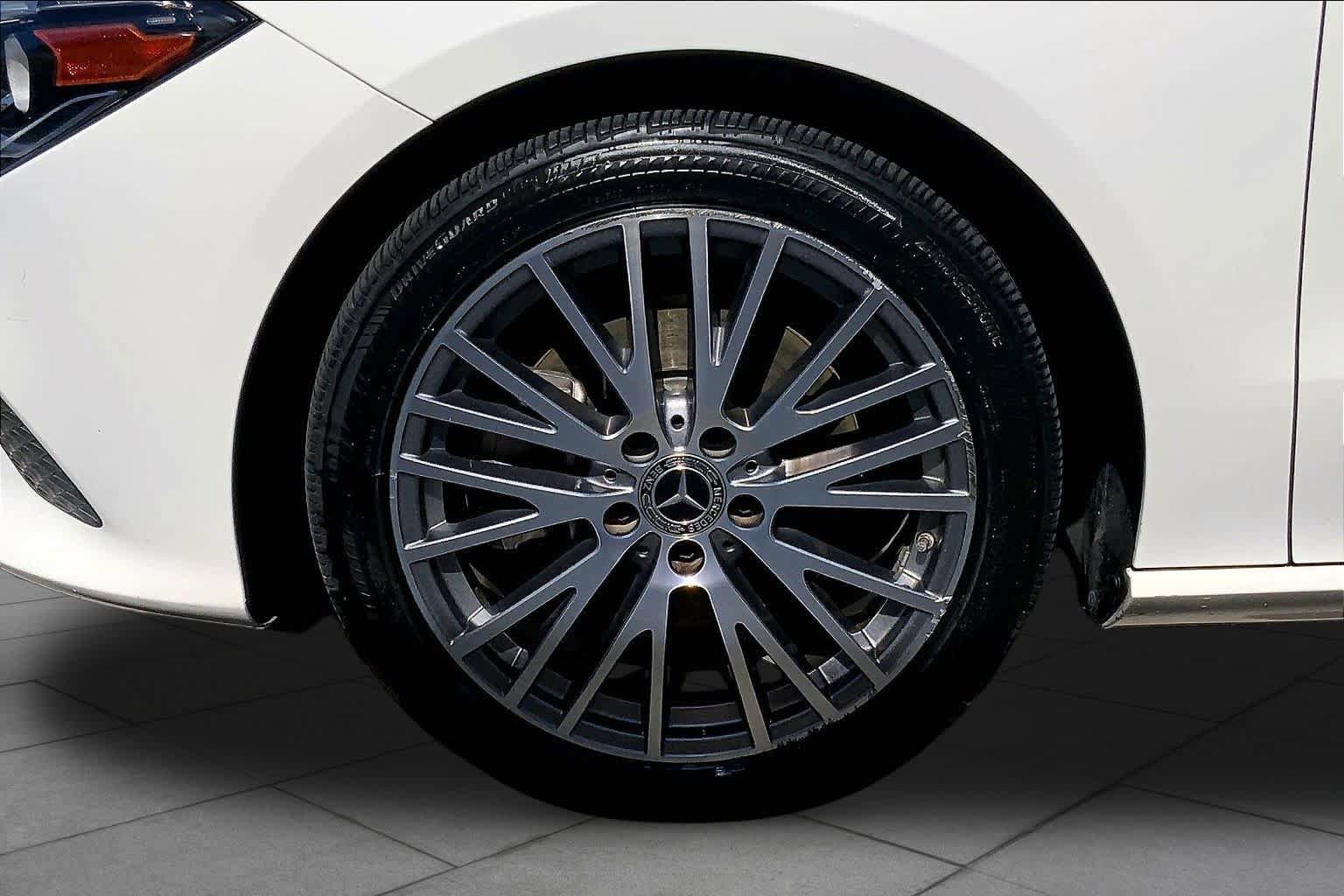 Used 2020 Mercedes-Benz CLA 250 image 11