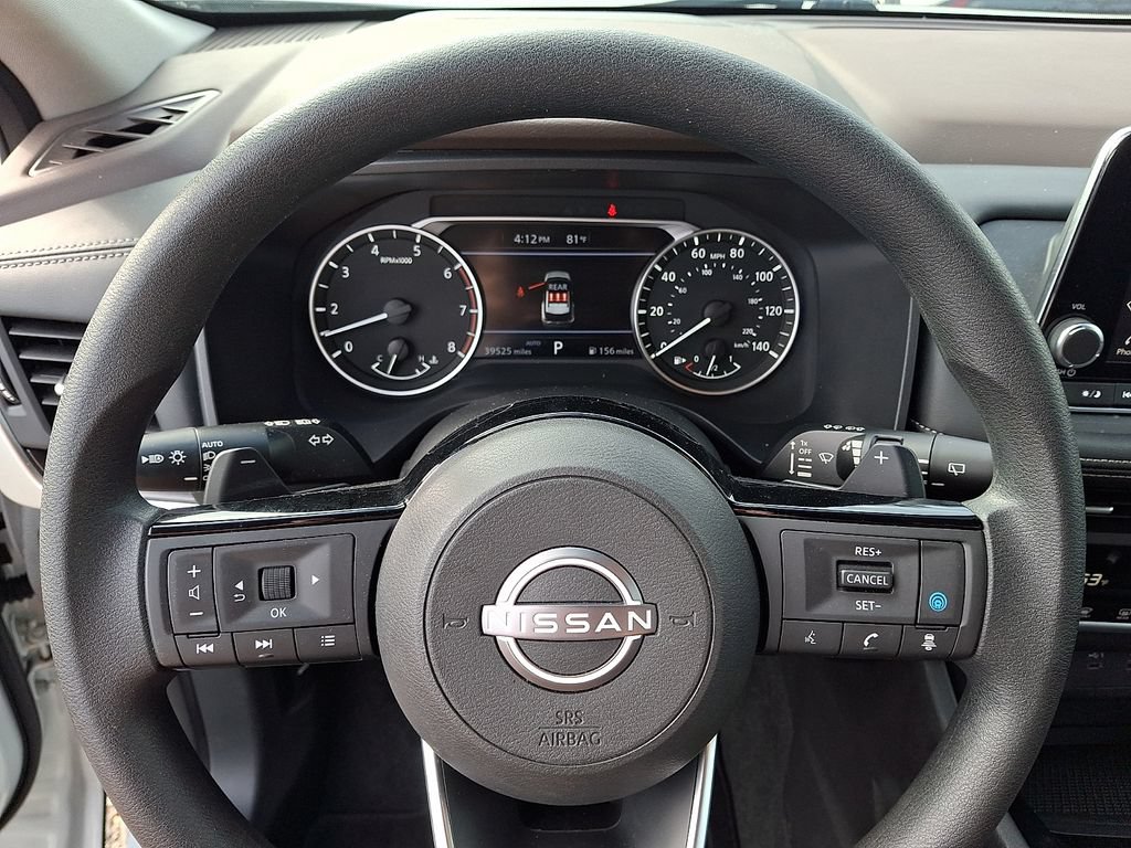 Used 2023 Nissan Rogue SV AWD/4WD image 18