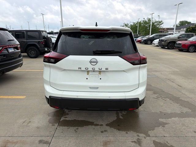 Used 2025 Nissan Rogue S FWD image 5