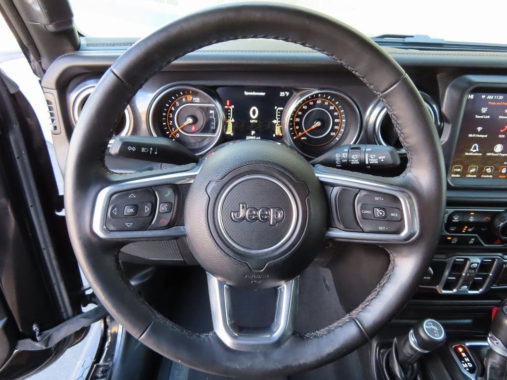 Used 2023 Jeep Wrangler Sahara image 15