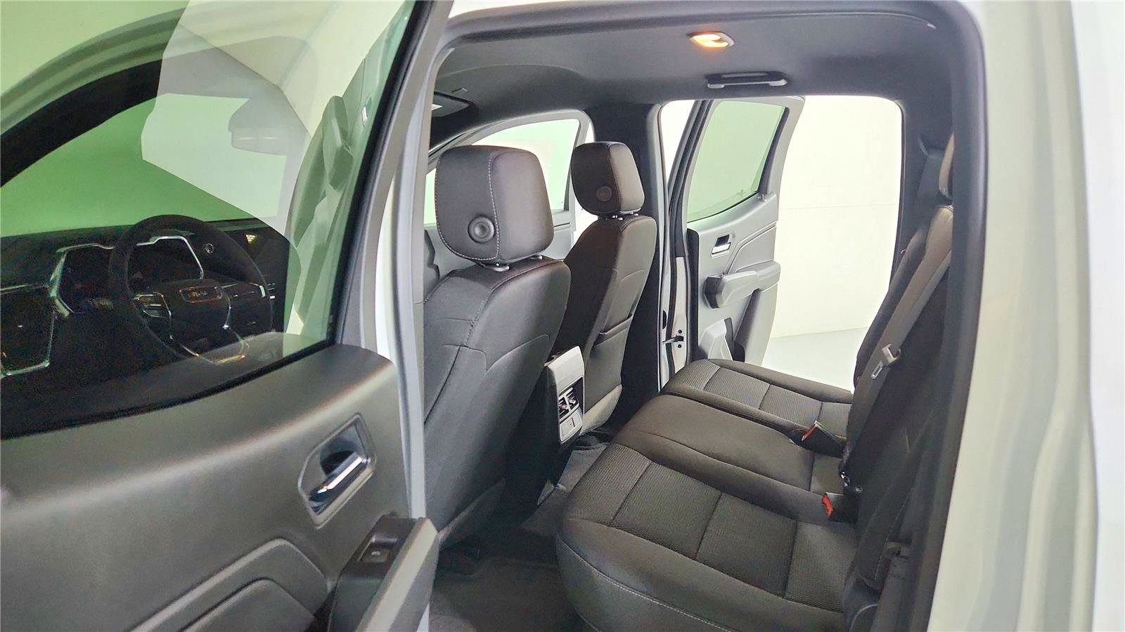 New 2026 GMC Canyon Elevation image 32