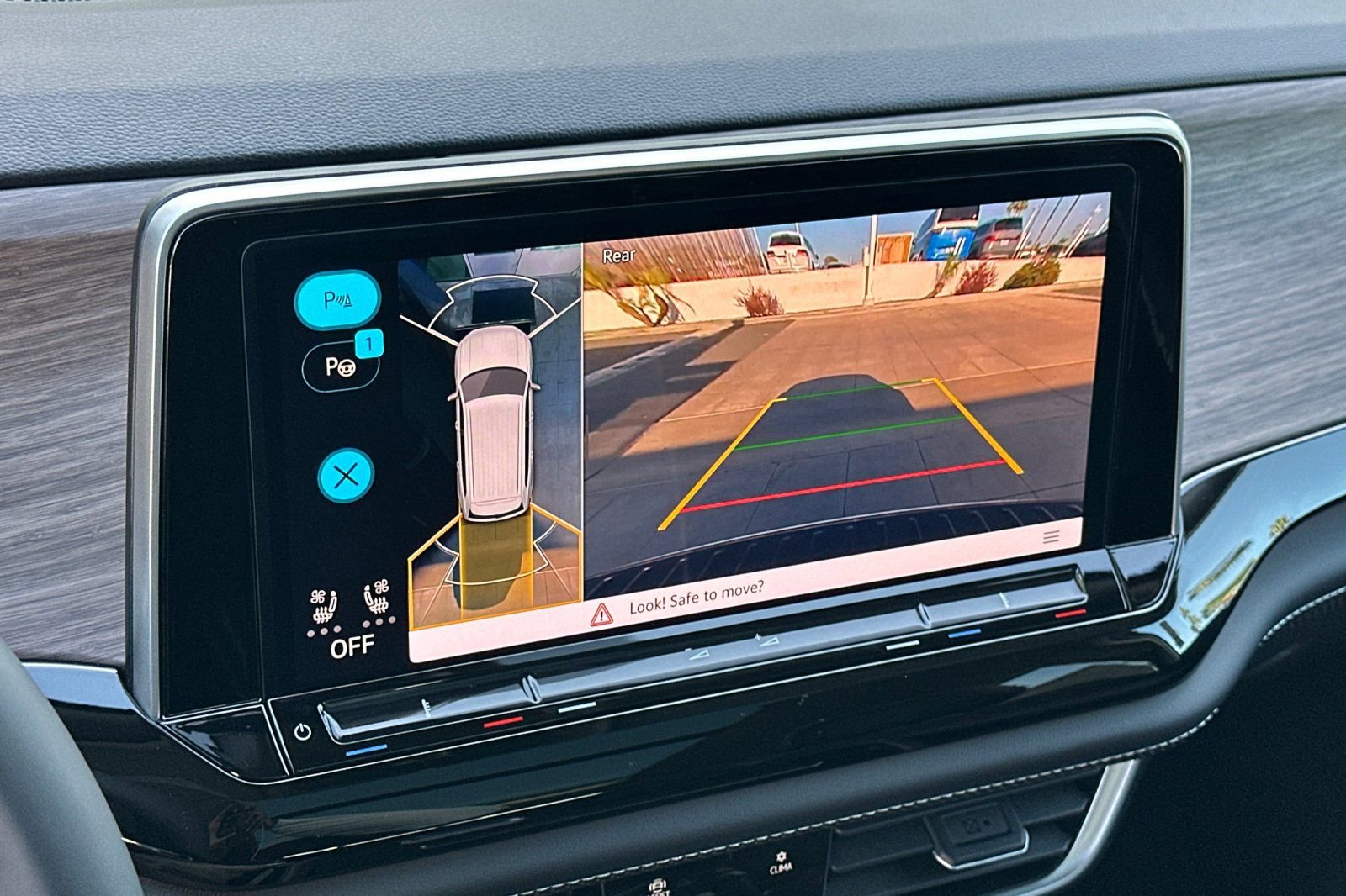 New 2026 Volkswagen Atlas SEL Premium R-Line image 19