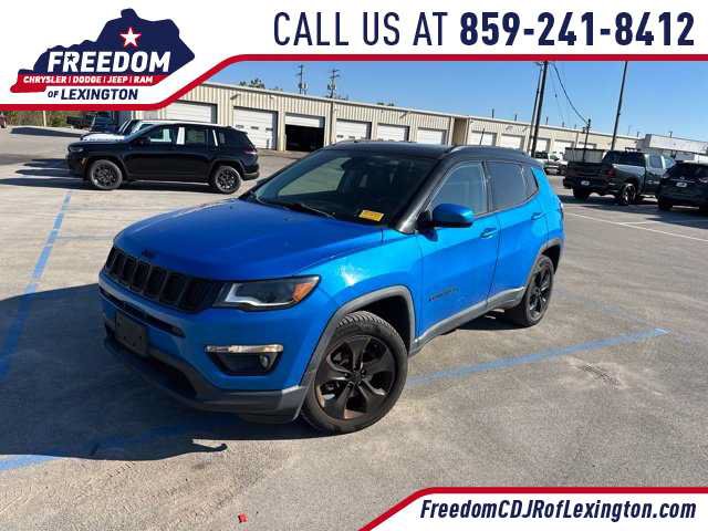 Used 2018 Jeep Compass Latitude w/ Popular Equipment Group AWD/4WD image 1