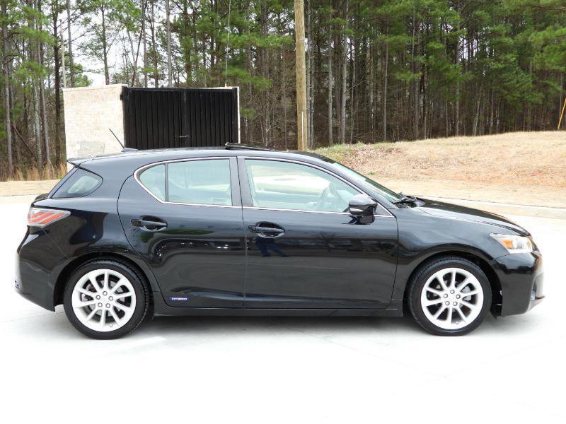 Used 2013 Lexus CT 200h w/ Premium Pkg w/Backup Camera image 22
