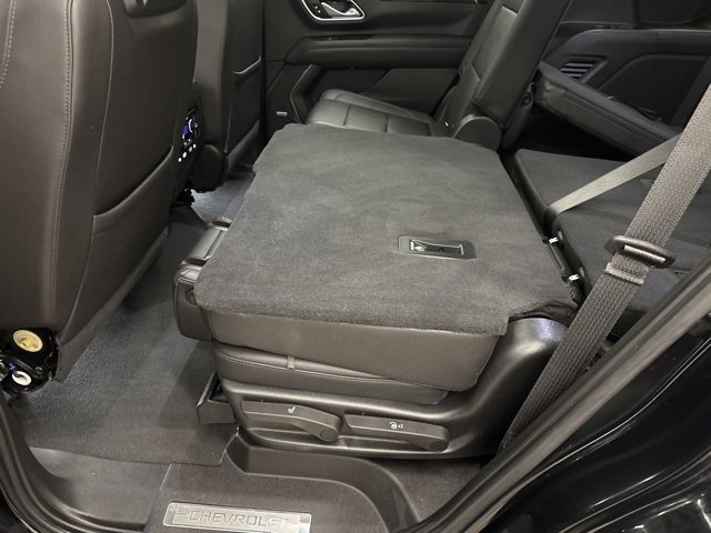 Used 2021 Chevrolet Tahoe Z71 w/ Rear Media and Nav Package image 7