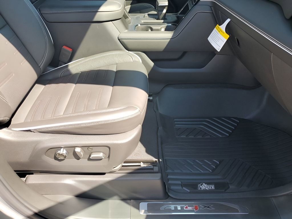 New 2026 GMC Sierra 1500 AT4X w/ AT4X AEV Edition image 17