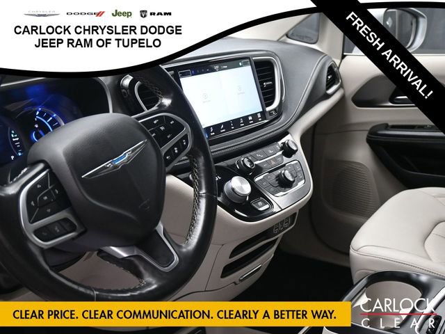 Used 2021 Chrysler Pacifica Touring-L image 29
