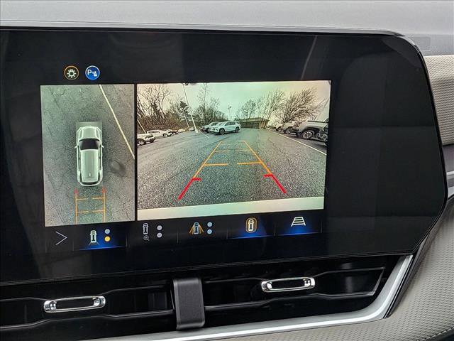 New 2026 Chevrolet Equinox LT w/ Convenience Package II image 13