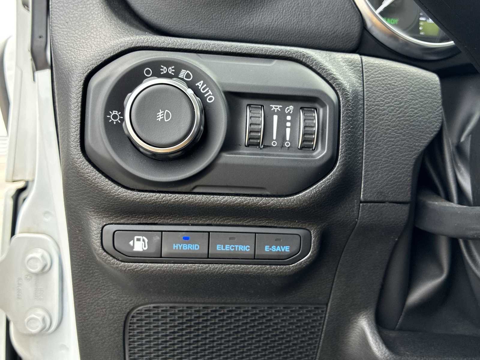 Used 2022 Jeep Wrangler Unlimited Sahara image 18