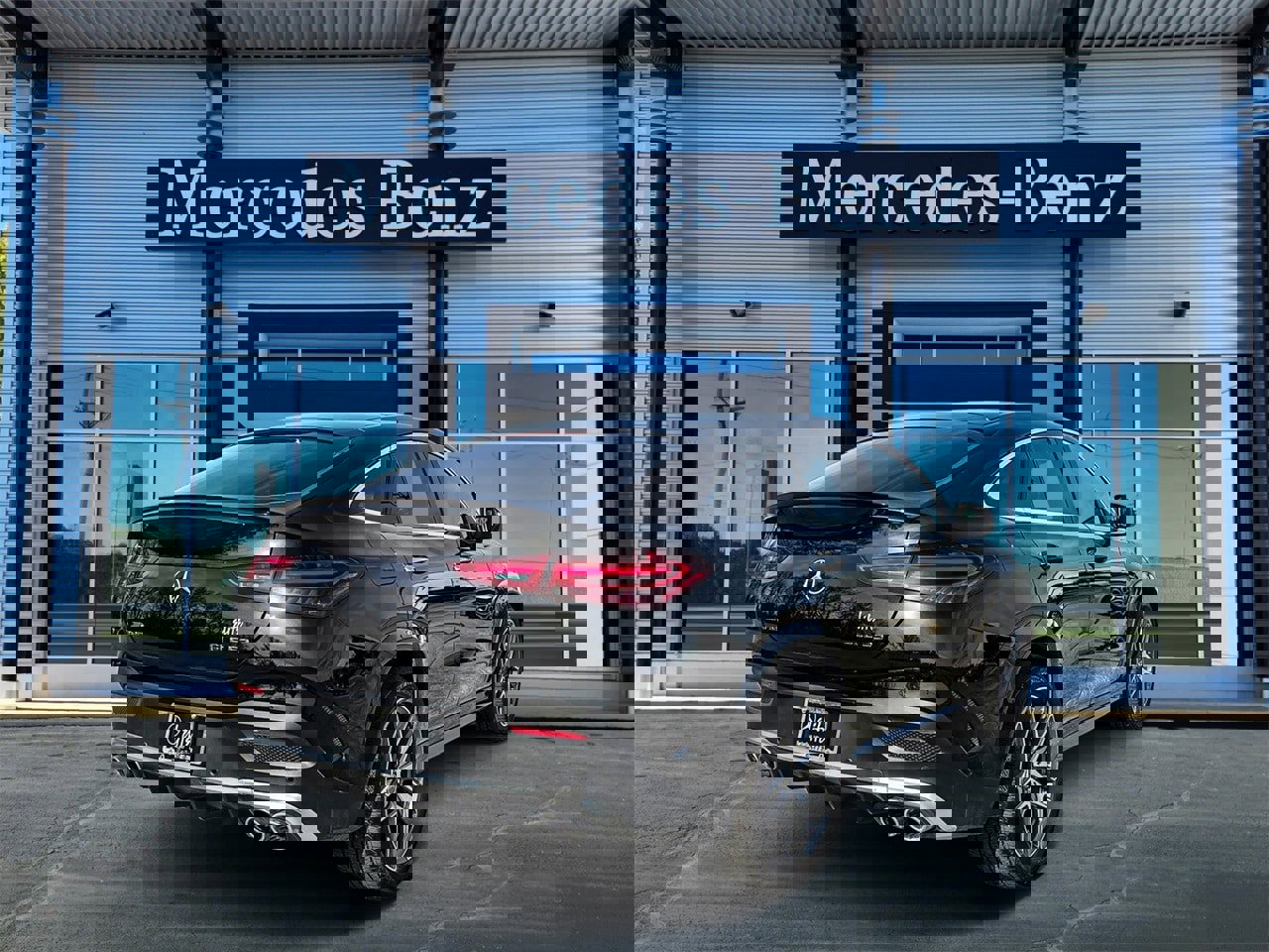 New 2026 Mercedes-Benz GLE 53 AMG 4MATIC image 6