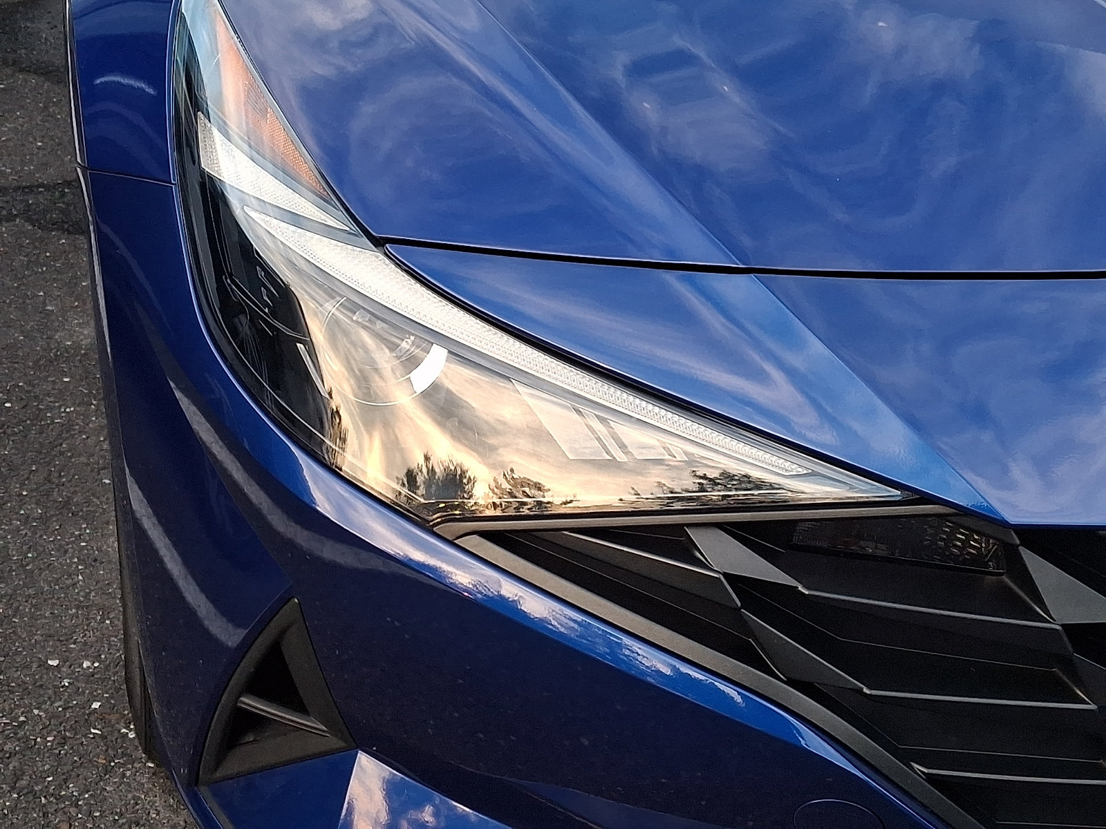 Used 2023 Hyundai Elantra SEL w/ Convenience Package FWD image 7