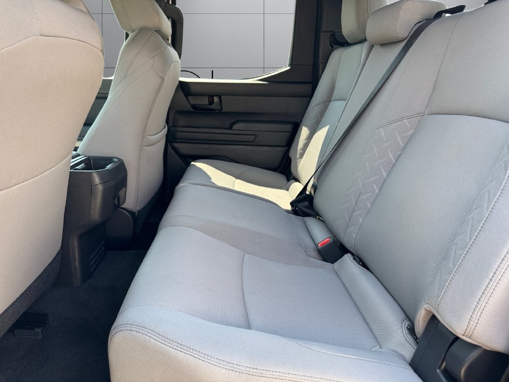 Certified 2025 Toyota Tacoma SR5 AWD/4WD image 16