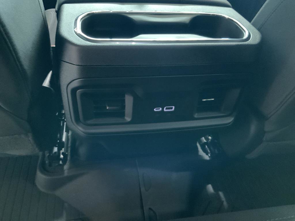 New 2025 Chevrolet Silverado 1500 LT w/ Z71 Off-Road Package image 8
