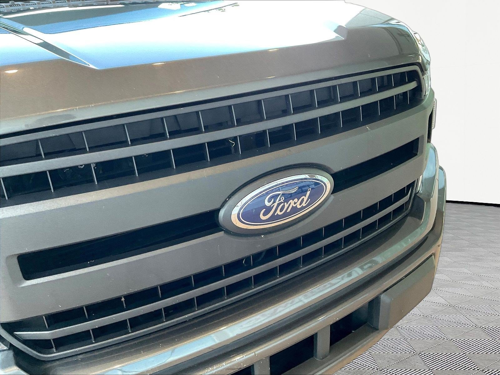 Used 2018 Ford F150 XL w/ Equipment Group 101A Mid RWD image 28