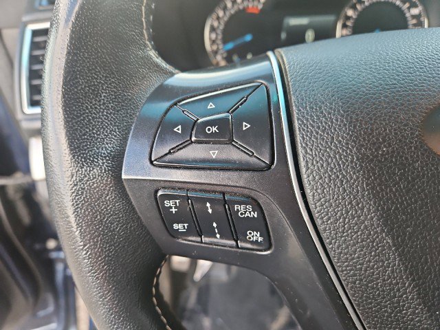 Used 2017 Ford Explorer Platinum image 14