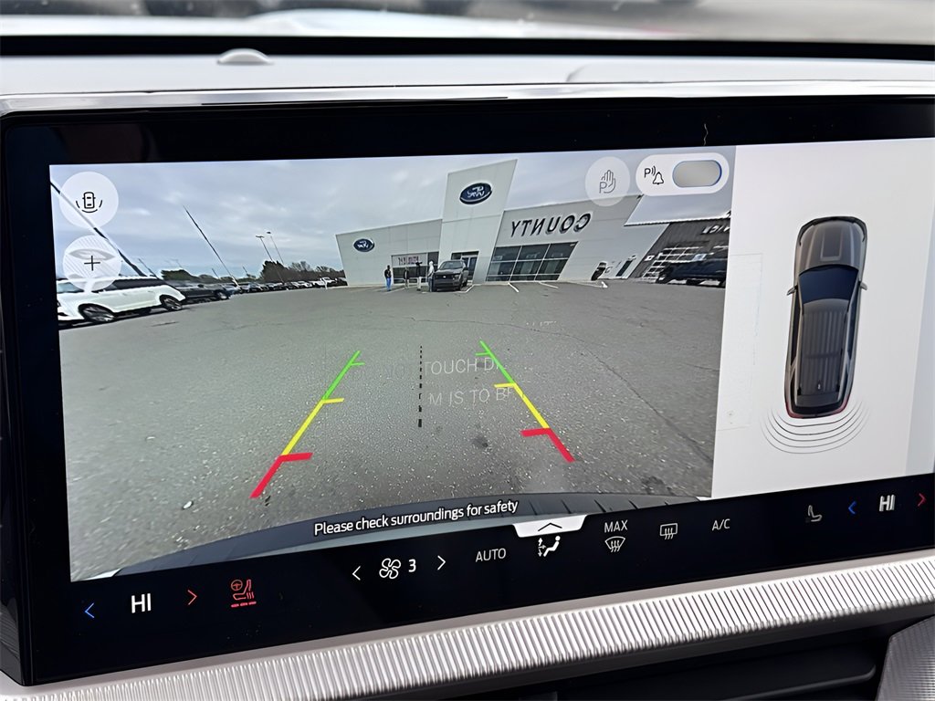 New 2026 Ford Explorer Active w/ Active Comfort Package image 13