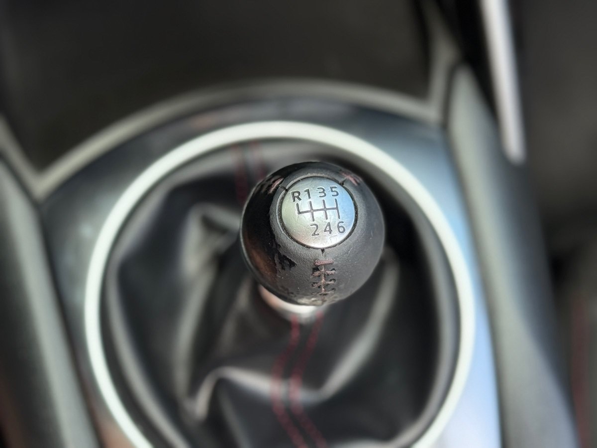 Used 2017 MAZDA MX-5 Miata Club RWD image 25
