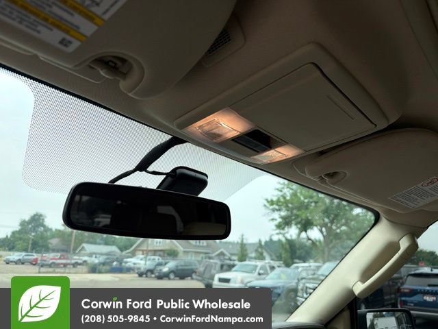 Used 2015 Lincoln Navigator L 4WD w/ Equipment Group 101A Reserve image 21