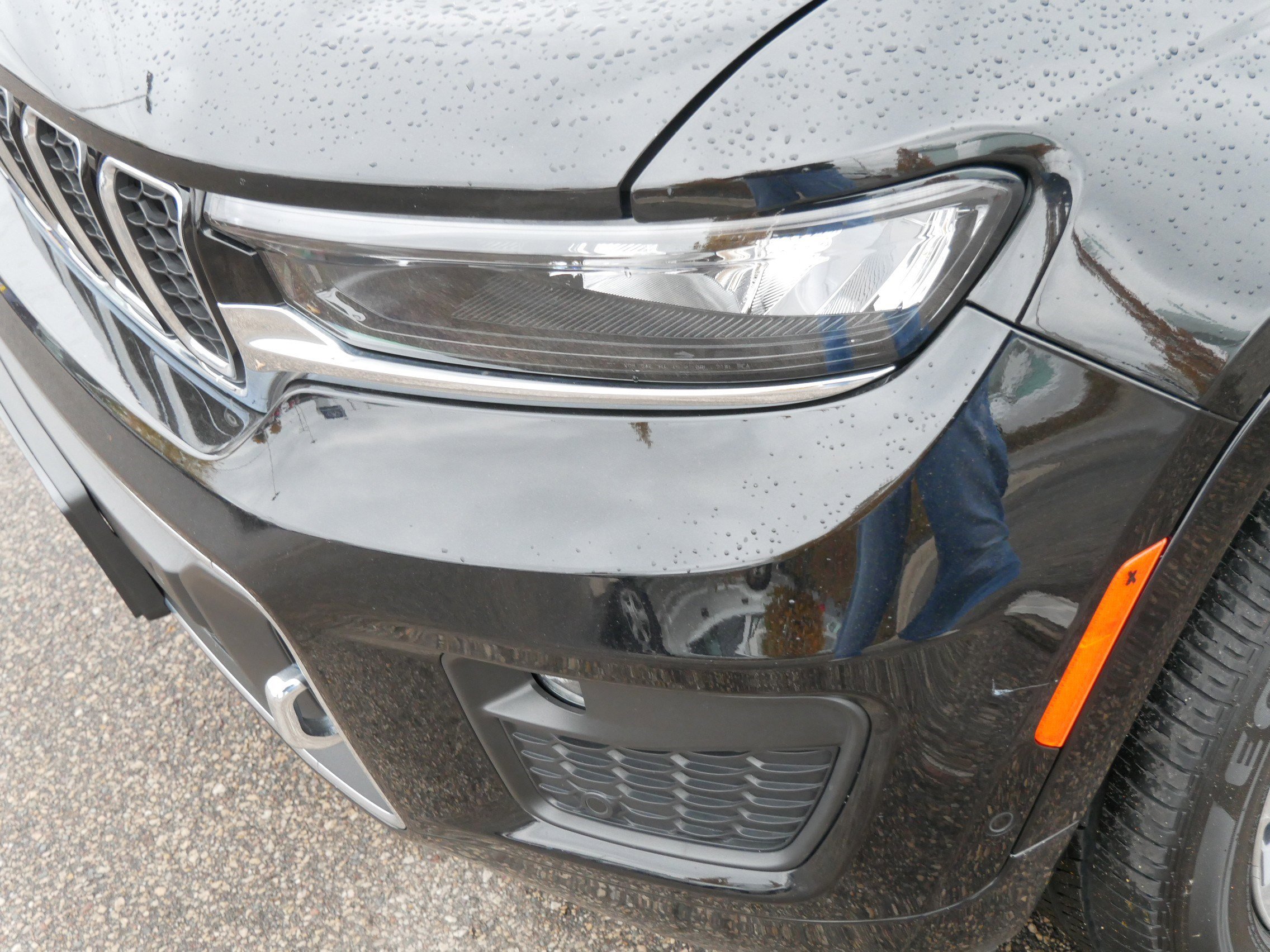 Used 2022 Jeep Grand Cherokee Overland w/ Luxury Tech Group IV image 16