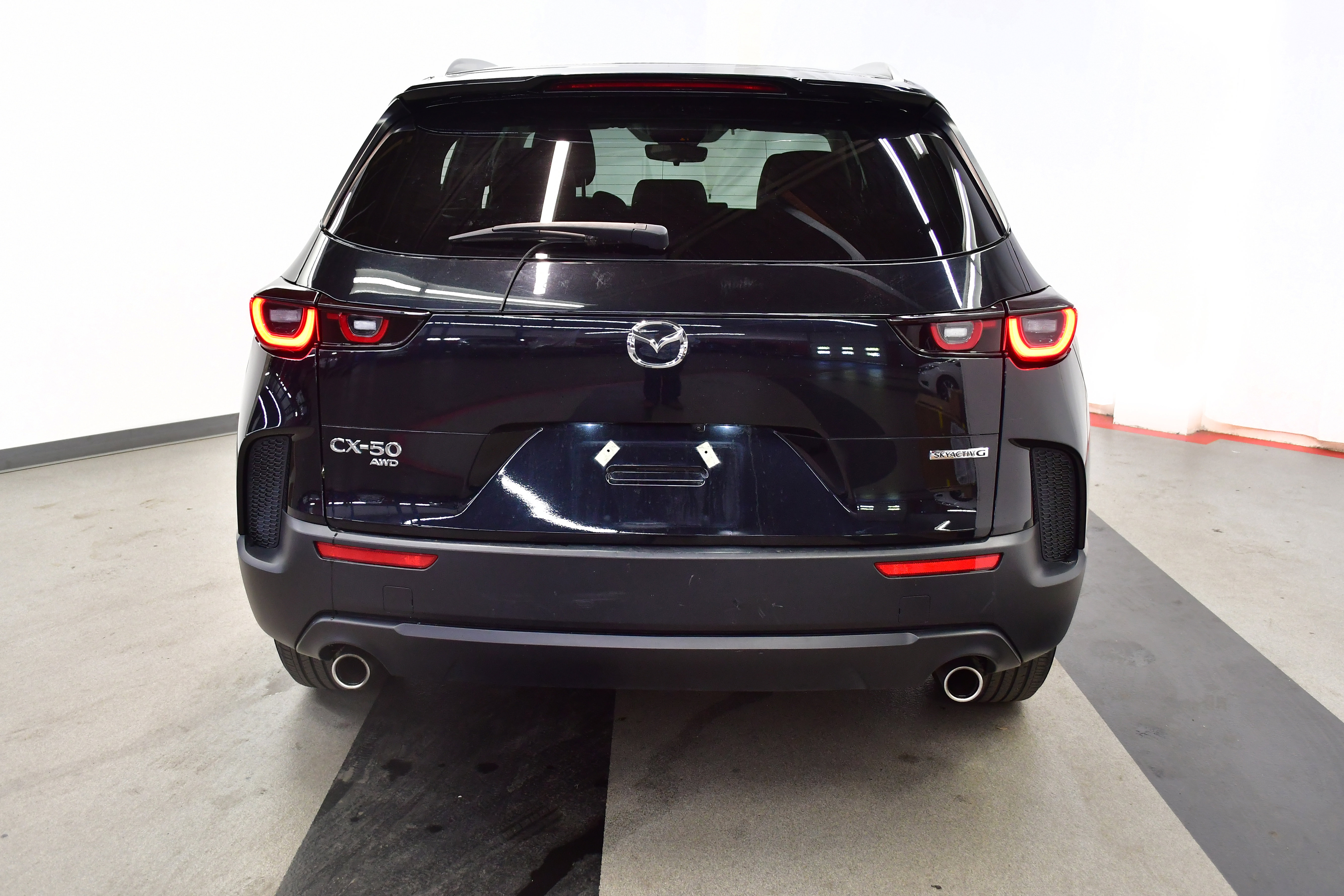 Used 2024 MAZDA CX-50 AWD 2.5 S w/ Preferred Package image 6