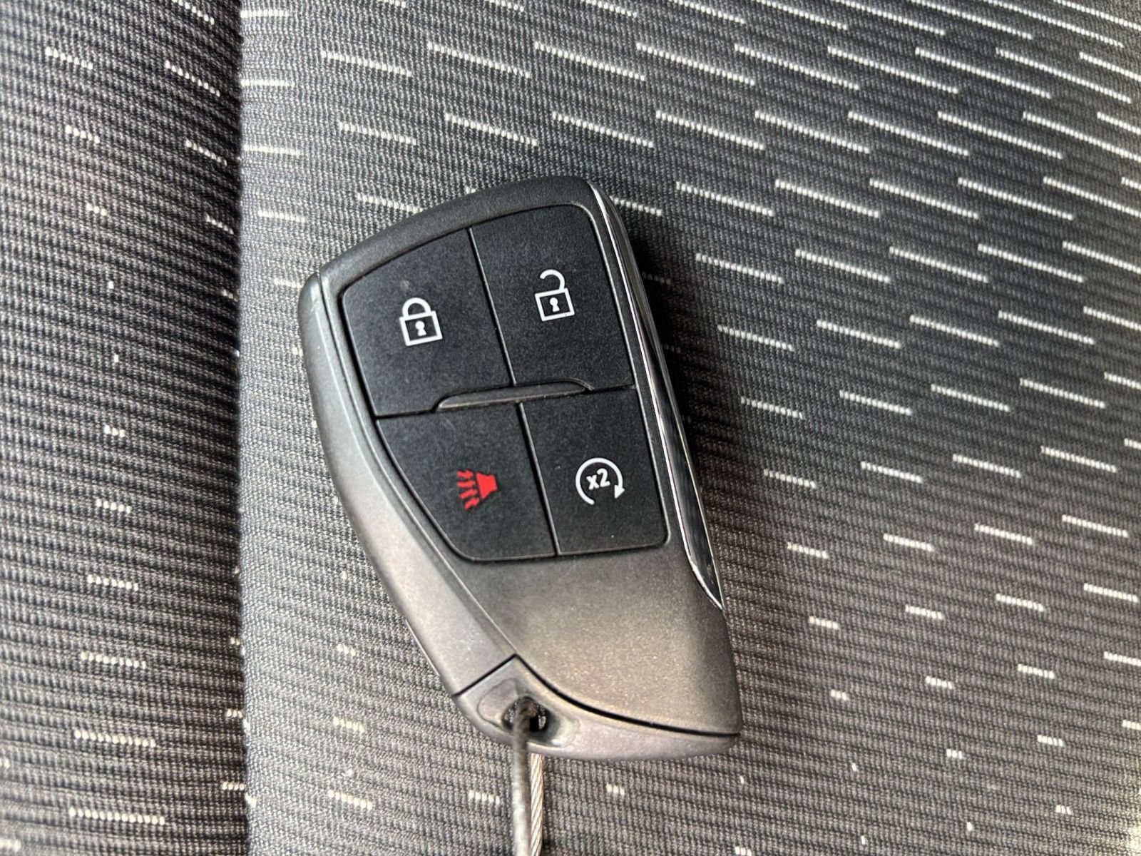 Used 2025 Chevrolet Equinox LT FWD image 24