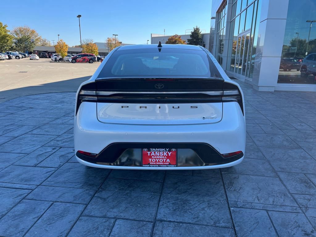 New 2026 Toyota Prius Plug-In Hybrid image 4