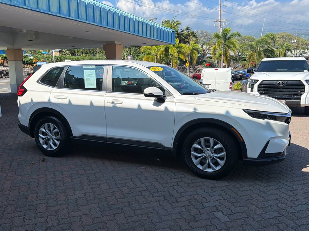 Used 2024 Honda CR-V LX image 6