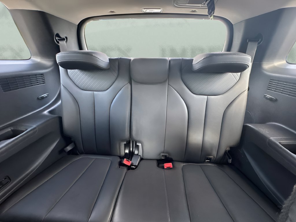 Used 2025 Hyundai Palisade SEL AWD/4WD image 14