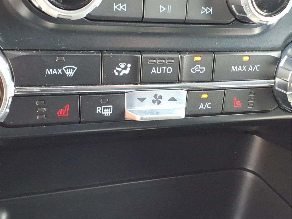 Certified 2025 Ford F150 Tremor w/ Tow/Haul Package AWD/4WD image 20