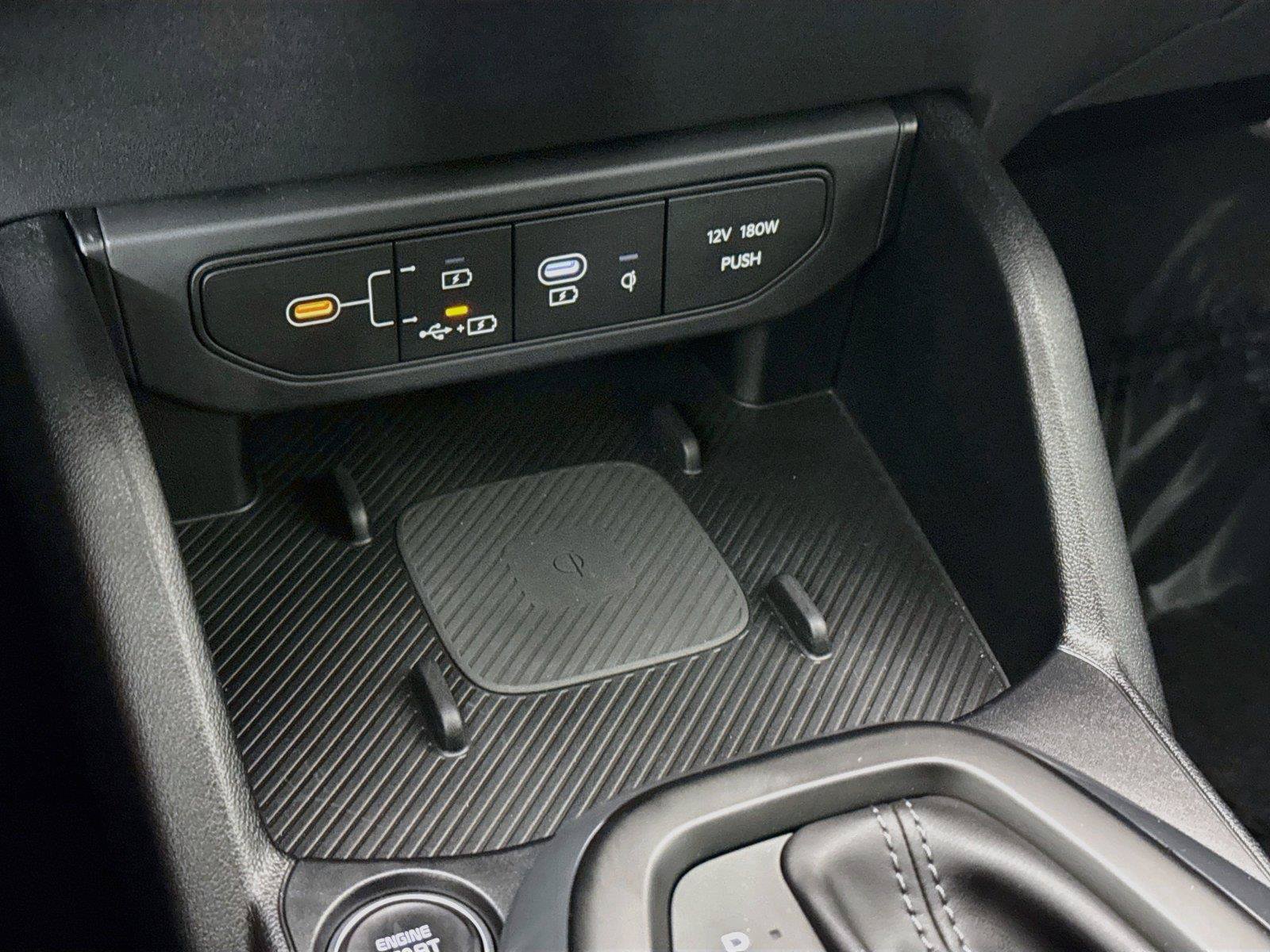 Used 2025 Kia K4 EX FWD image 25