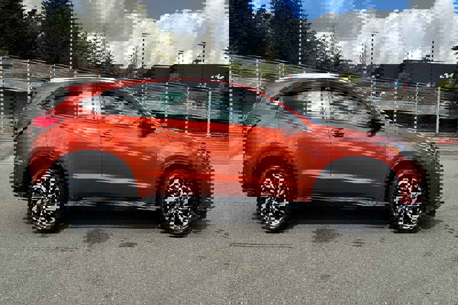 Used 2019 Honda HR-V Sport image 3