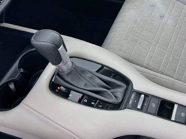 Certified 2024 Honda HR-V LX image 18