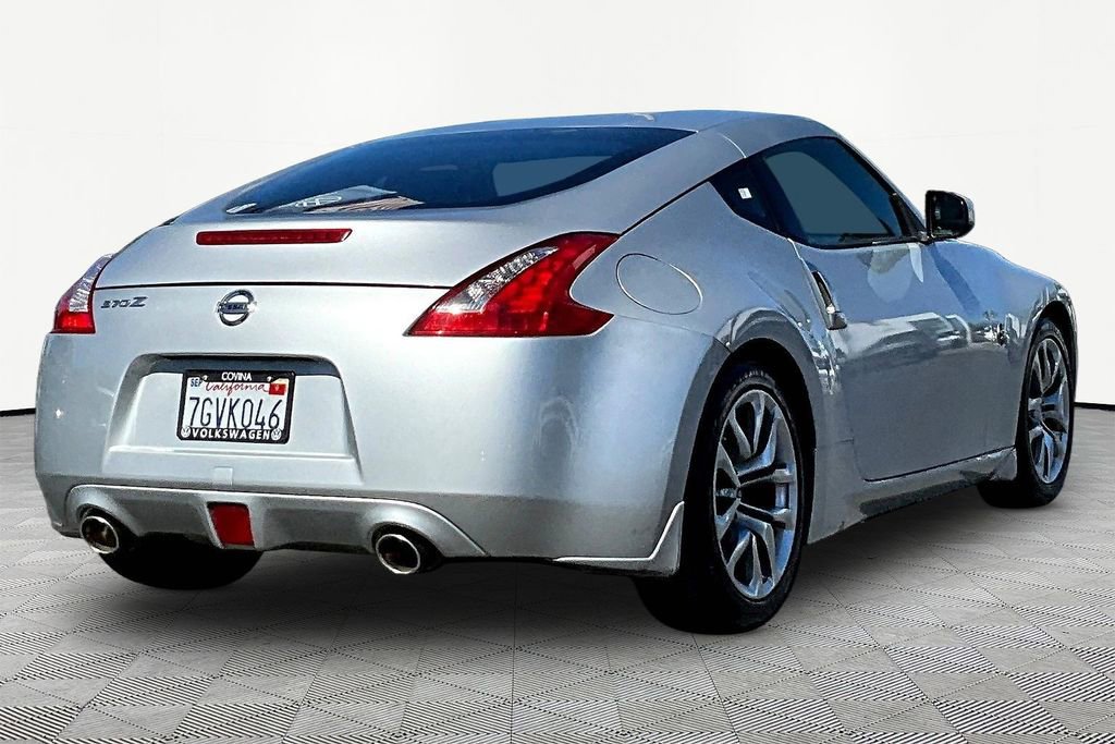 Used 2014 Nissan 370Z Coupe image 6