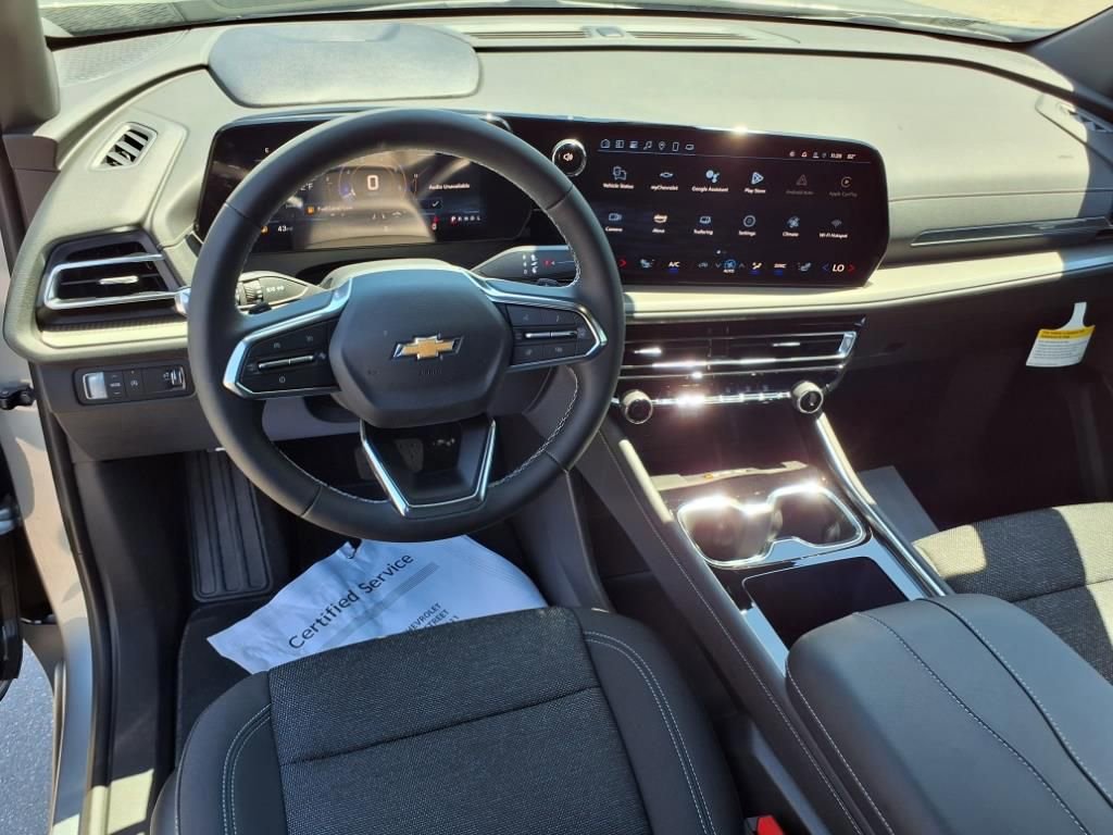 New 2025 Chevrolet Traverse LT image 16