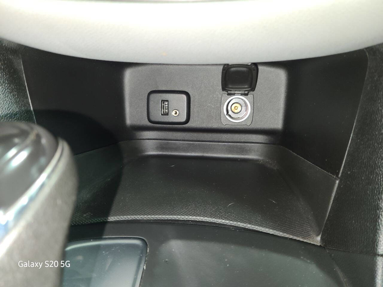 Used 2018 Chevrolet Equinox LS image 38