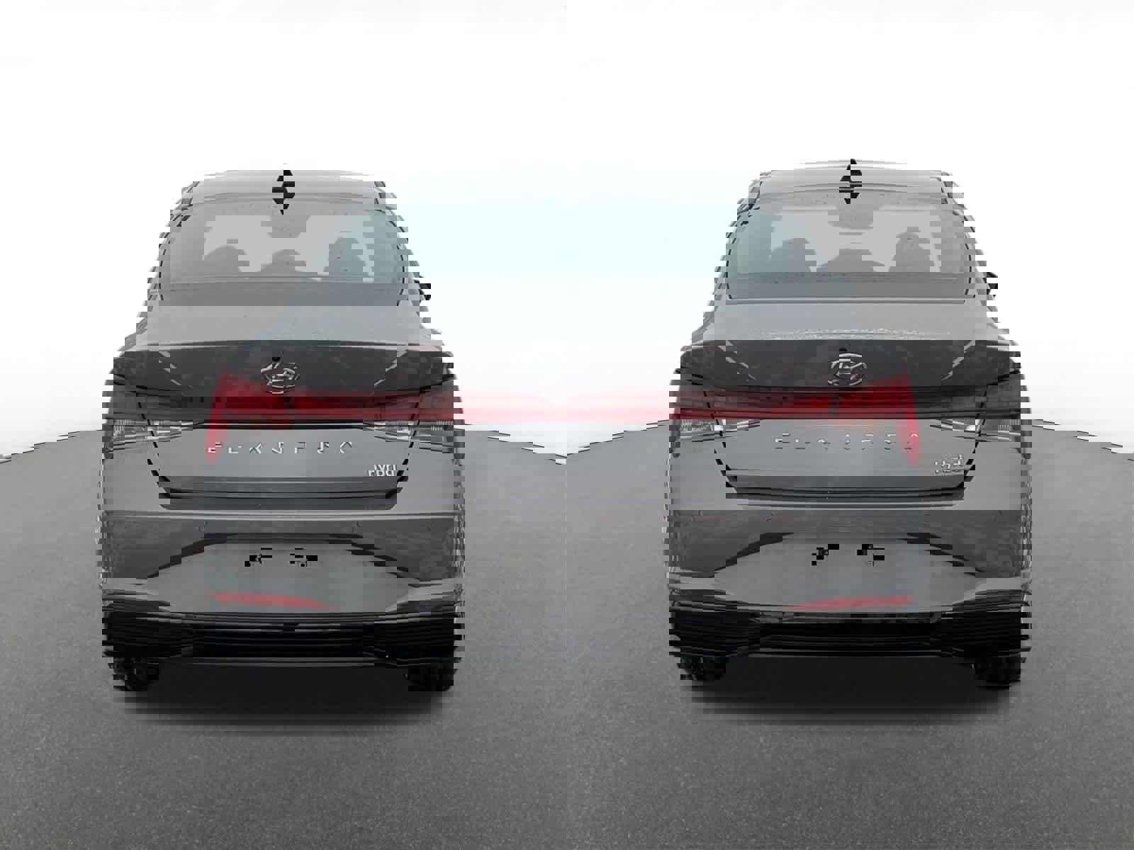 Used 2023 Hyundai Elantra Limited image 5