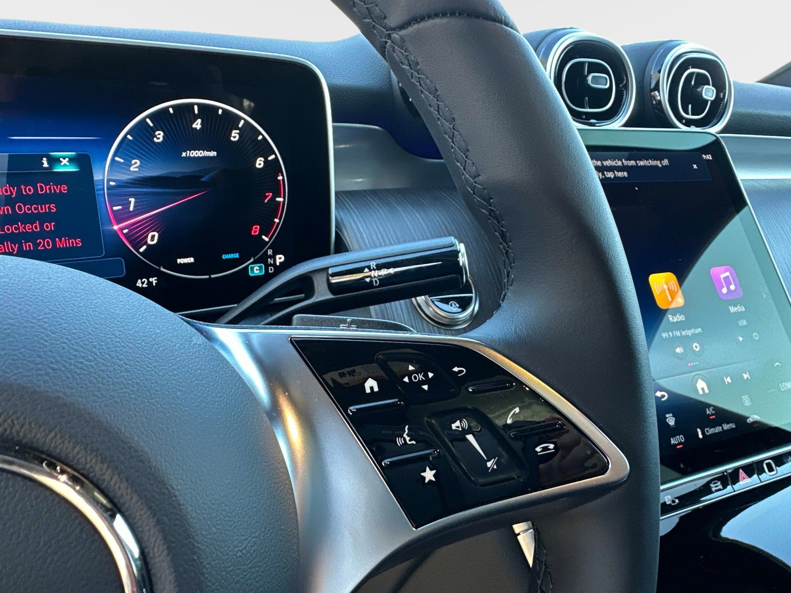 Certified 2026 Mercedes-Benz GLC 300 image 25