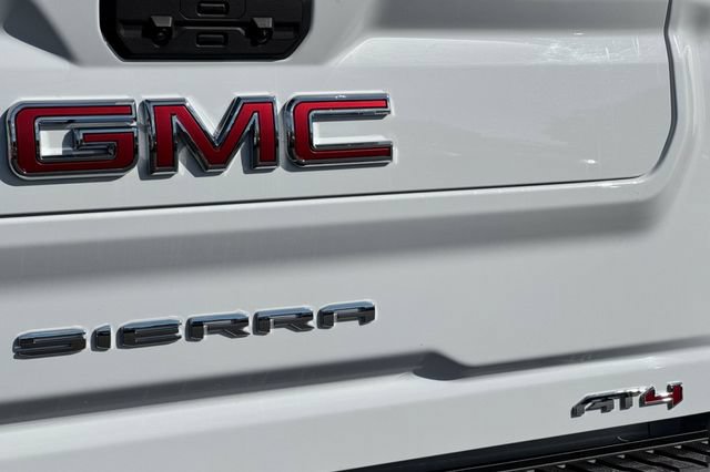 Used 2025 GMC Sierra 2500 AT4 w/ AT4 Premium Plus Package AWD/4WD image 52