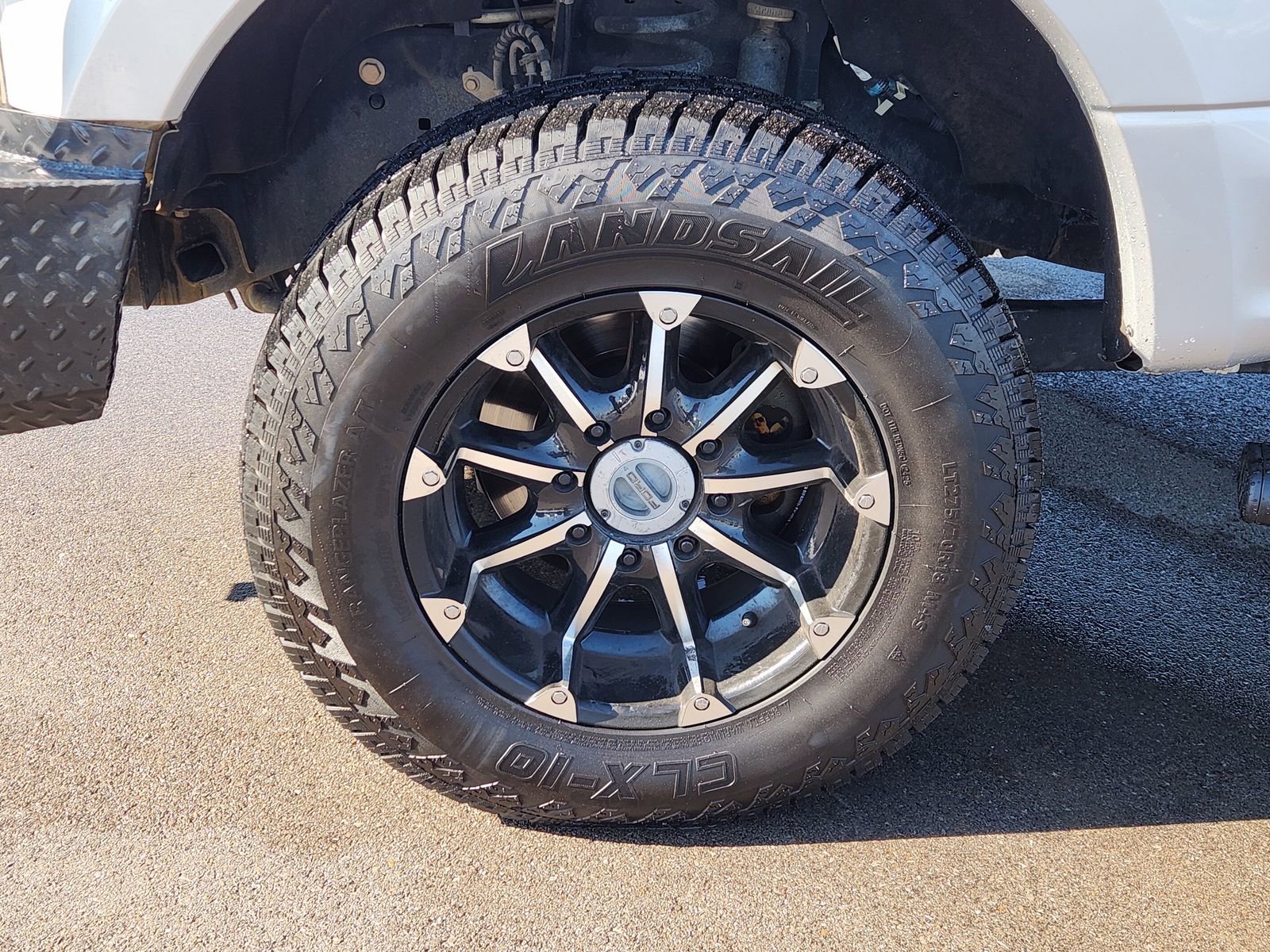 Used 2019 Ford F250 XLT w/ XLT Value Package image 15