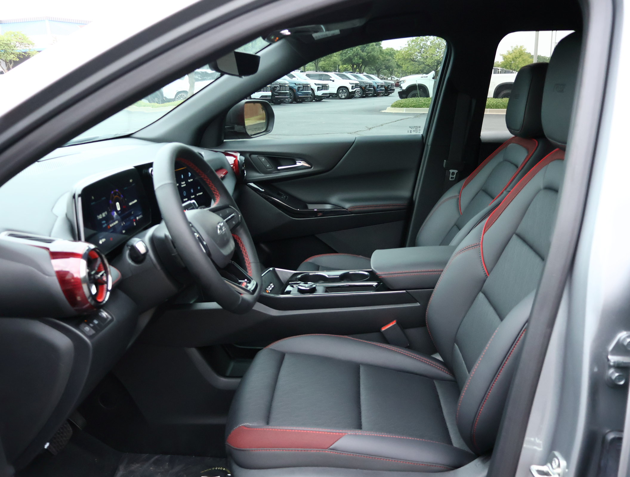New 2027 Chevrolet Equinox RS w/ Safety and Technology Package FWD image 10