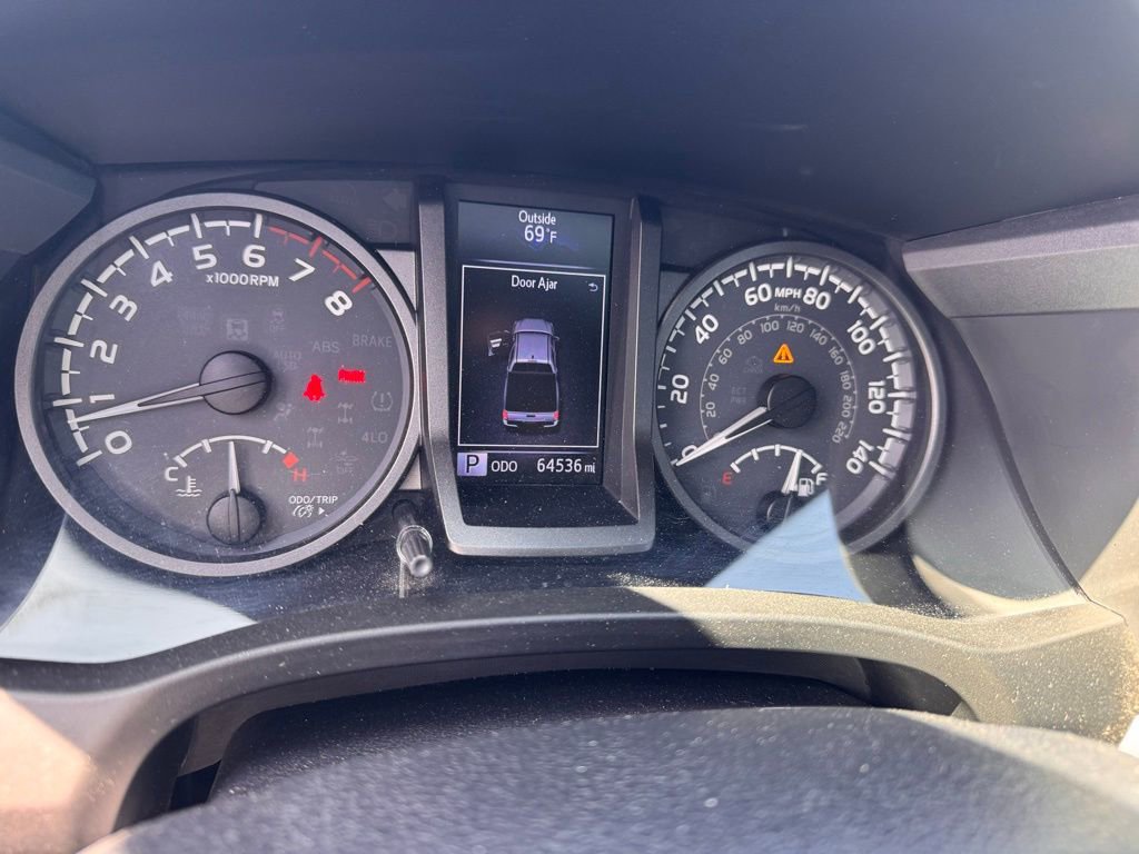 Used 2019 Toyota Tacoma TRD Off-Road w/ TRD Premium Off Road Package AWD/4WD image 5