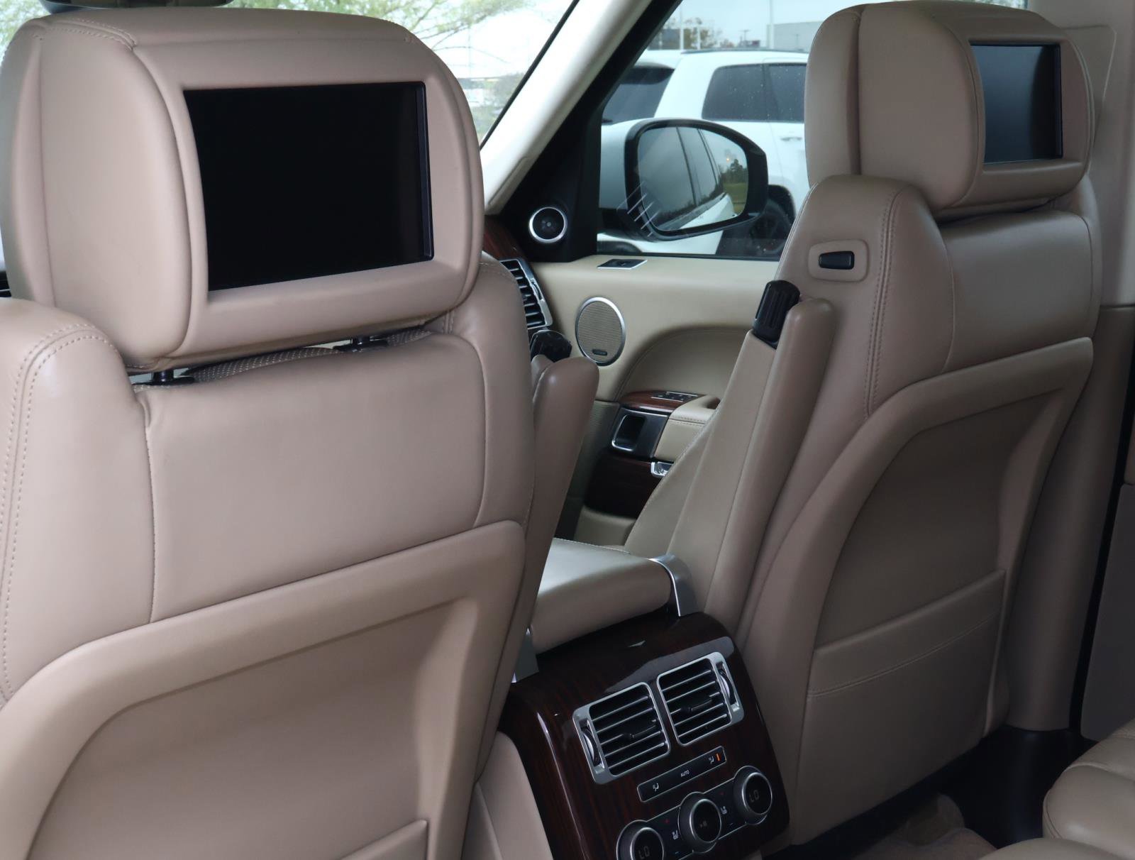 Used 2017 Land Rover Range Rover Supercharged image 15