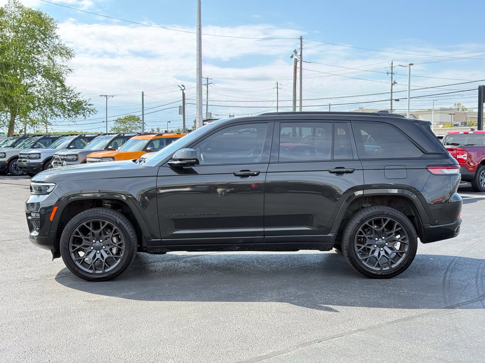 Certified 2024 Jeep Grand Cherokee Summit AWD/4WD image 12