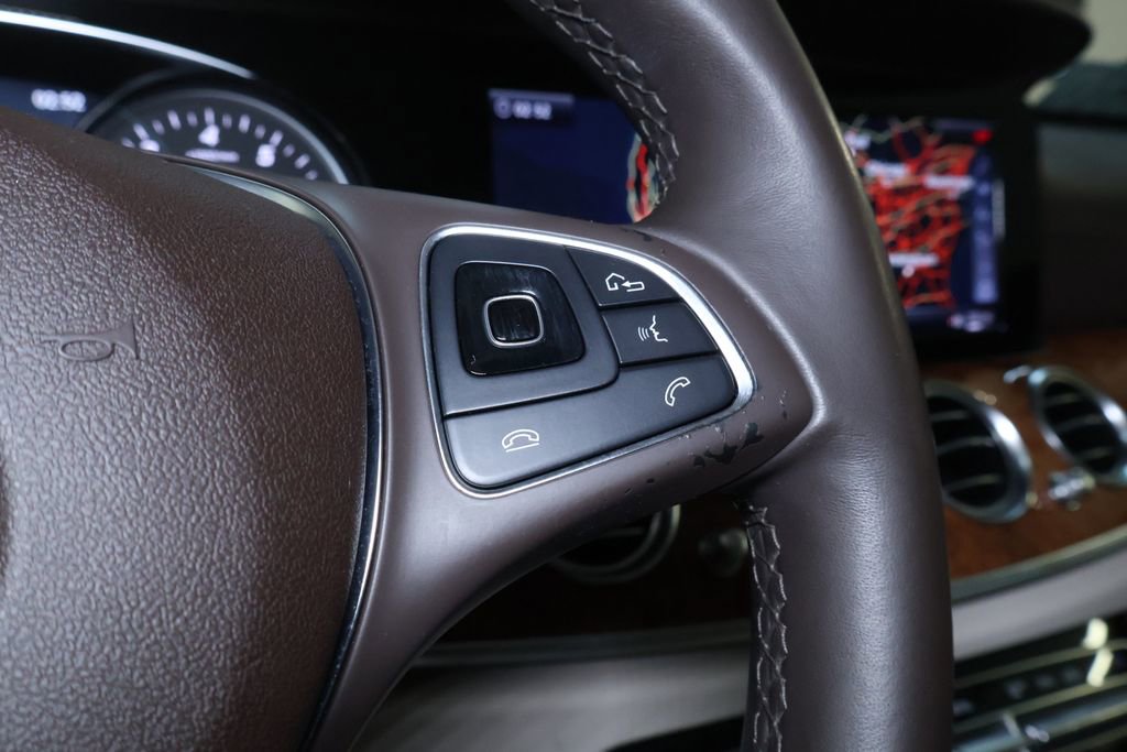 Used 2018 Mercedes-Benz E 300 4MATIC w/ Premium 1 Package image 21