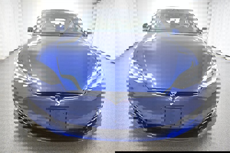 Used 2020 Tesla Model S Long Range image 2